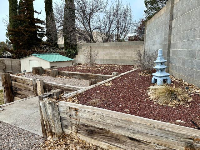 1906 Monte Largo Drive NE, Albuquerque, NM 87112