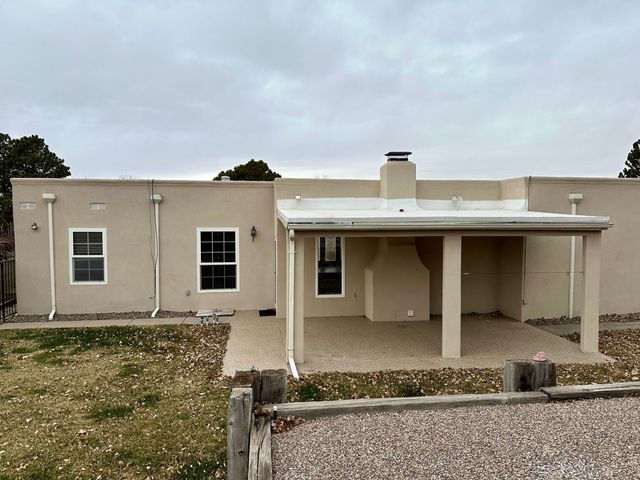 1906 Monte Largo Drive NE, Albuquerque, NM 87112