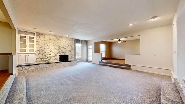 1906 Monte Largo Drive NE, Albuquerque, NM 87112