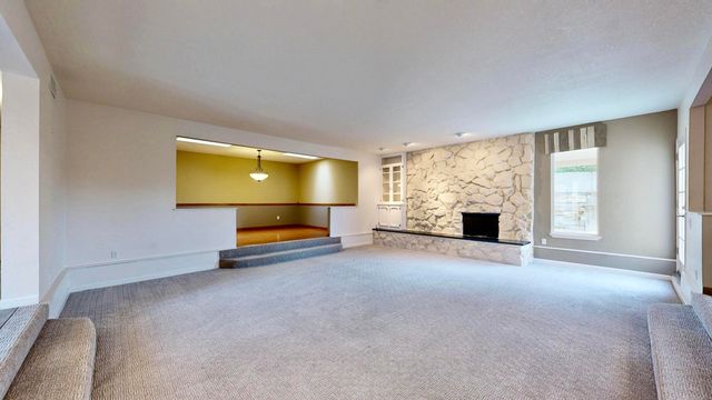 1906 Monte Largo Drive NE, Albuquerque, NM 87112