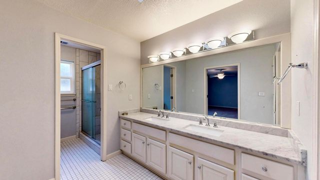 1906 Monte Largo Drive NE, Albuquerque, NM 87112