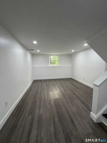 3 Mist Hill Drive, Brookfield, CT 06804