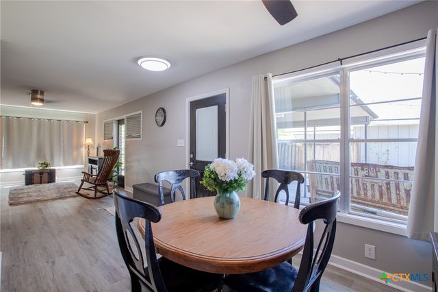 4806 Evergreen Street, Victoria, TX 77904