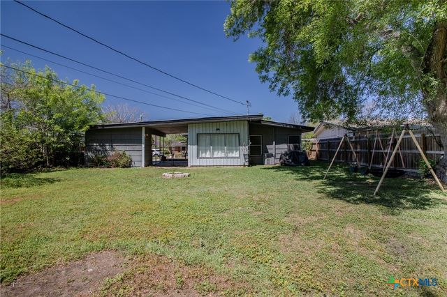 4806 Evergreen Street, Victoria, TX 77904