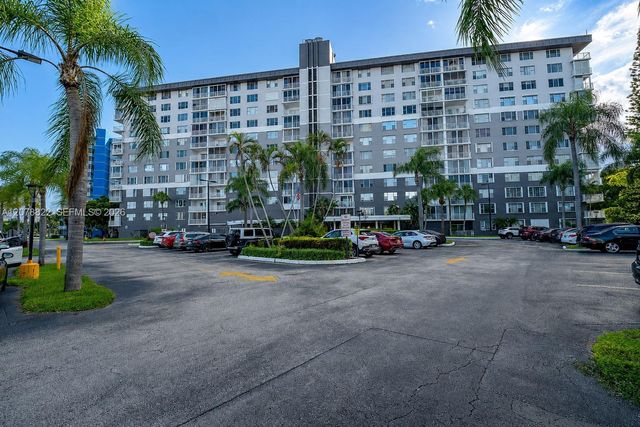 3850 Washington Street 314, Hollywood, FL 33021