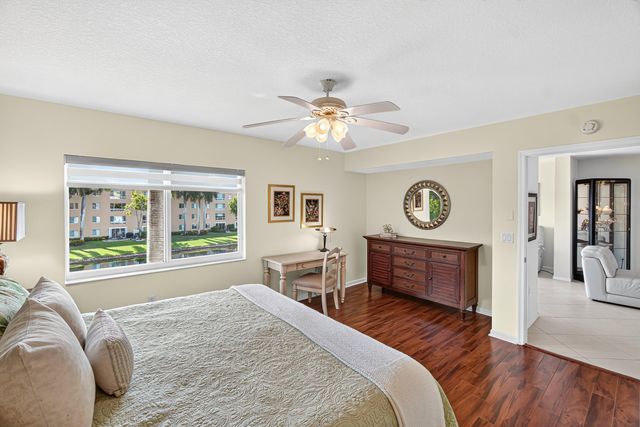12540 Majesty Circle 303, Boynton Beach, FL 33437