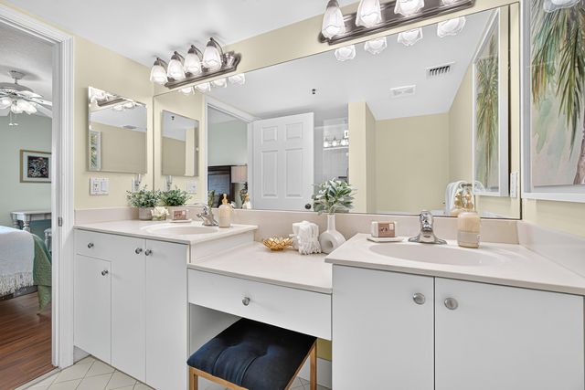 12540 Majesty Circle 303, Boynton Beach, FL 33437