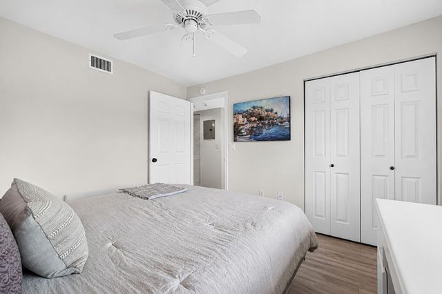 12540 Majesty Circle 303, Boynton Beach, FL 33437