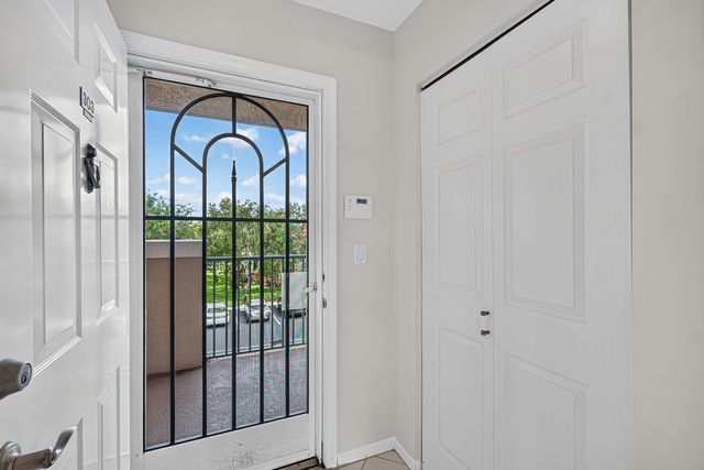 12540 Majesty Circle 303, Boynton Beach, FL 33437
