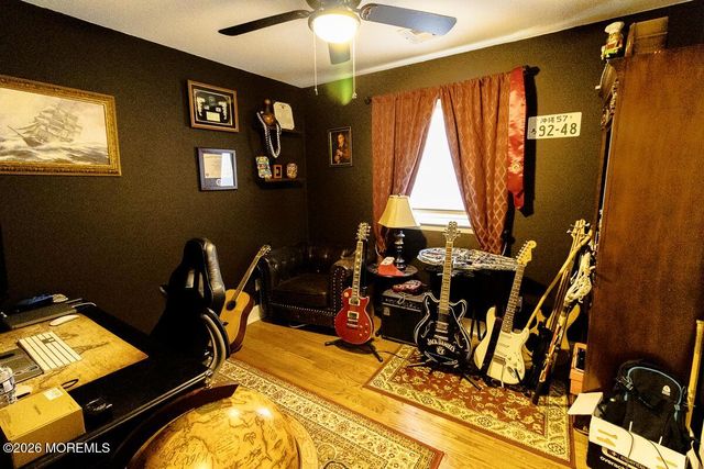 1233 Englemere Boulevard, Toms River, NJ 08757