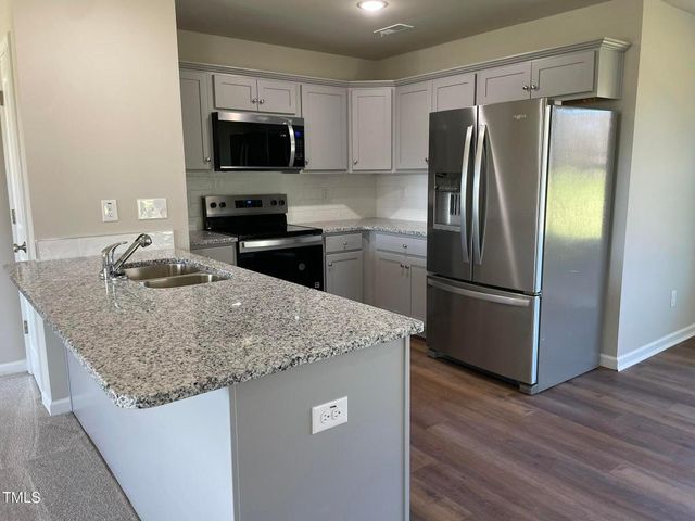 181 Pate Landing Drive, Selma, NC 27576