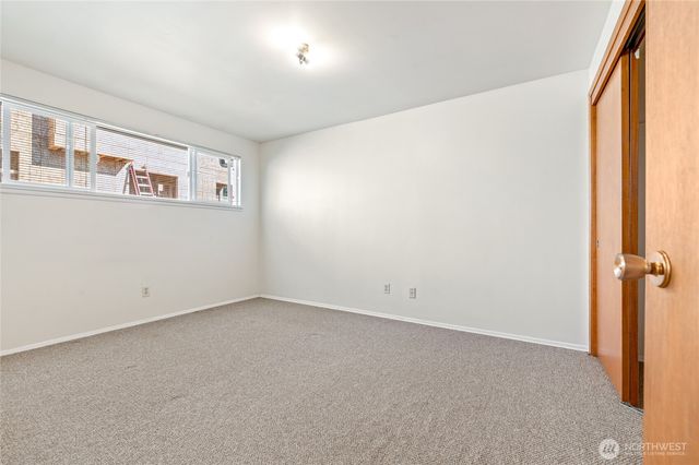 633 W Emerson Street, Seattle, WA 98119