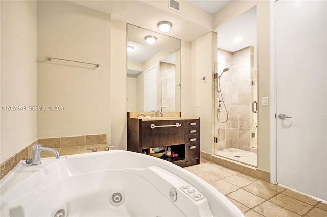 18201 Collins Ave 3707, Sunny Isles Beach, FL 33160