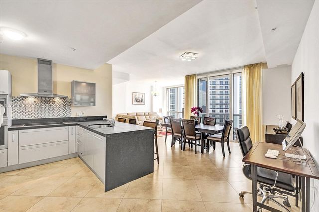 18201 Collins Ave 3707, Sunny Isles Beach, FL 33160