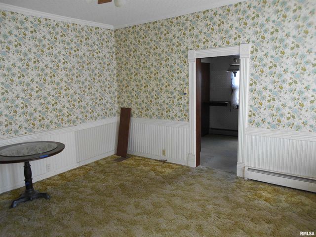 306 S MAIN Street, Avon, IL 61415