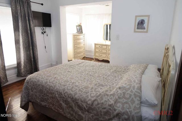 3003 Collingwood Boulevard, Toledo, OH 43610