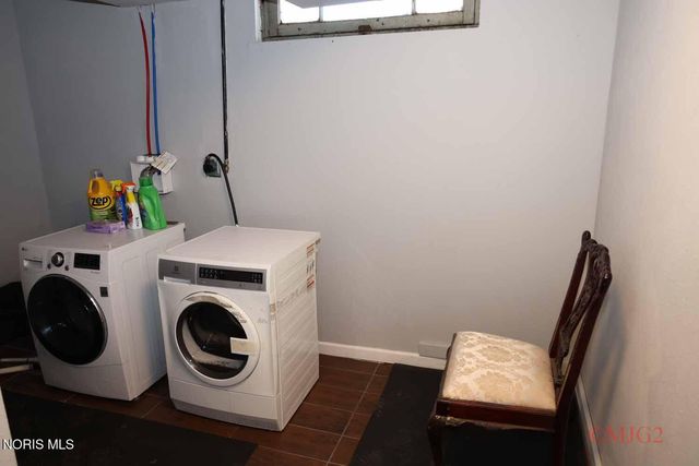 3003 Collingwood Boulevard, Toledo, OH 43610