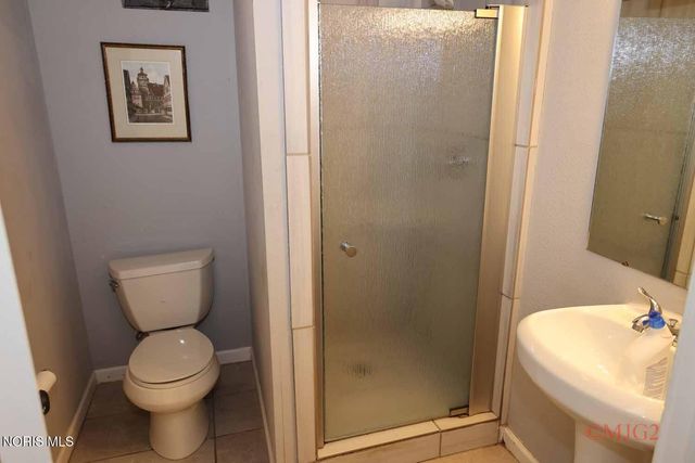 3003 Collingwood Boulevard, Toledo, OH 43610