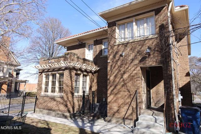 3003 Collingwood Boulevard, Toledo, OH 43610