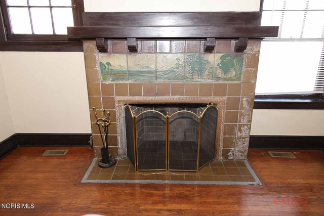 3003 Collingwood Boulevard, Toledo, OH 43610