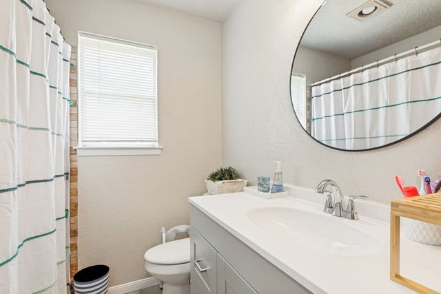 6320 Rebecca Lane, Watauga, TX 76148