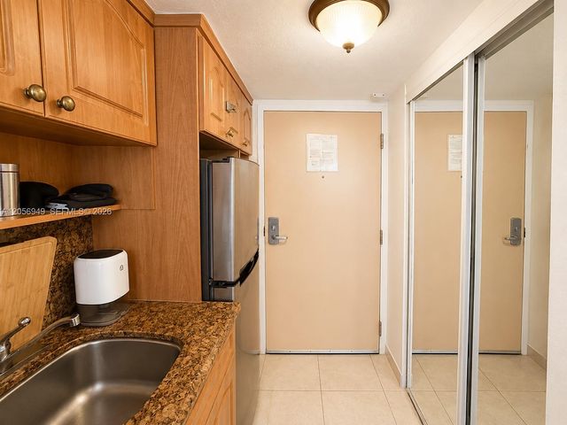 19201 Collins Avenue 1025, Sunny Isles Beach, FL 33160