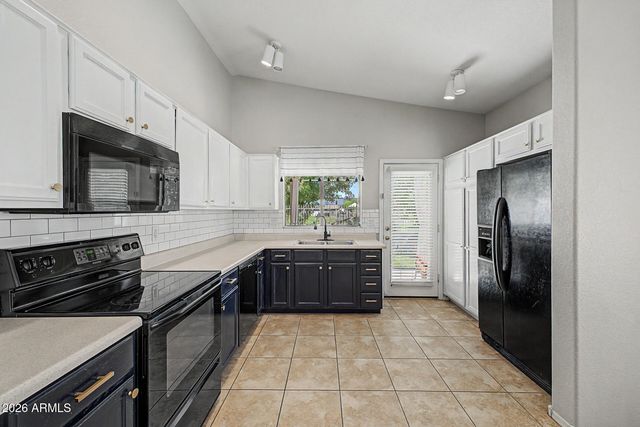 3098 E STOTTLER Drive, Gilbert, AZ 85296