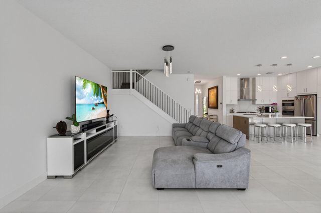 17222 Blue Bayou Drive, Boca Raton, FL 33496