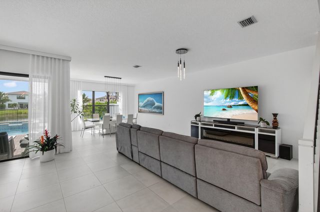 17222 Blue Bayou Drive, Boca Raton, FL 33496