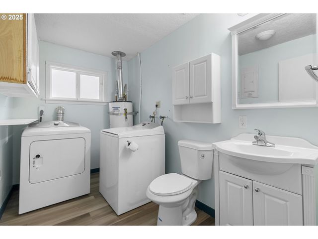 7324 Se Crystal Springs Blvd, Portland, OR 97206