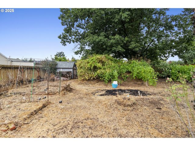 7324 Se Crystal Springs Blvd, Portland, OR 97206