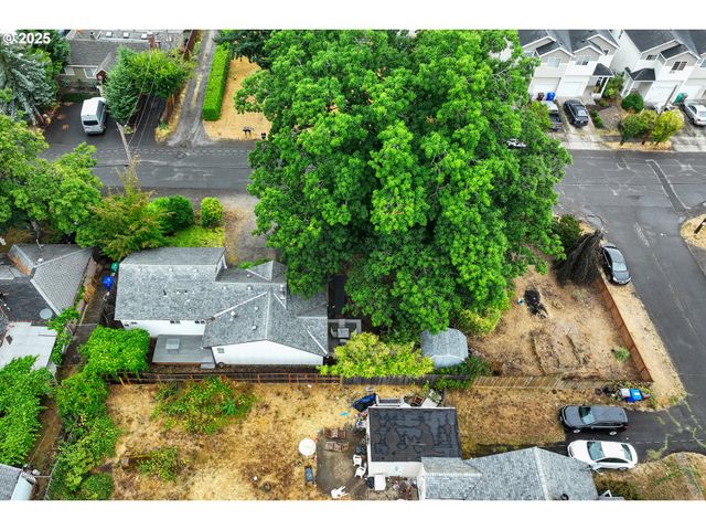 7324 Se Crystal Springs Blvd, Portland, OR 97206