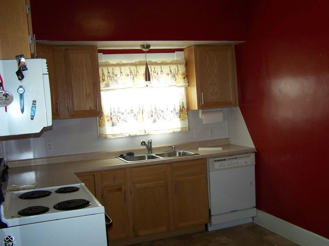 920 N Ewing Street, Seymour, IN 47274