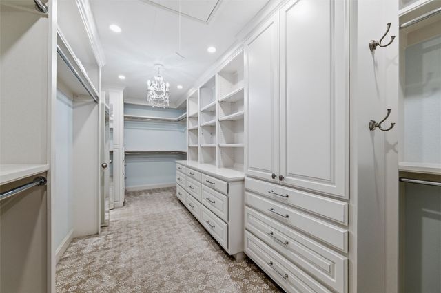 1804 Hillvalley Drive, Arlington, TX 76013