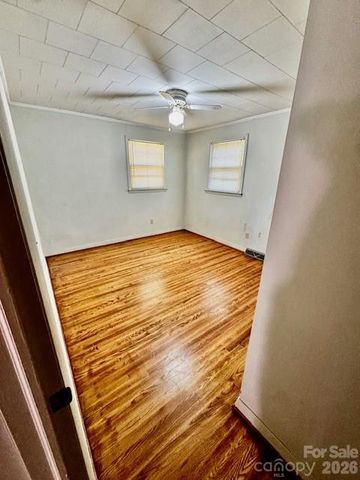 1923 Campbell Road, Newton, NC 28658