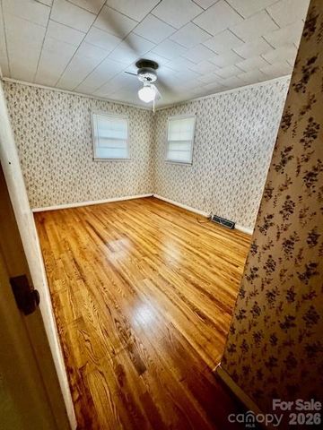 1923 Campbell Road, Newton, NC 28658