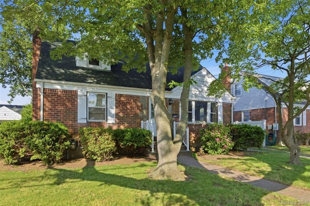 116 Prague Street, Valley Stream, NY 11580