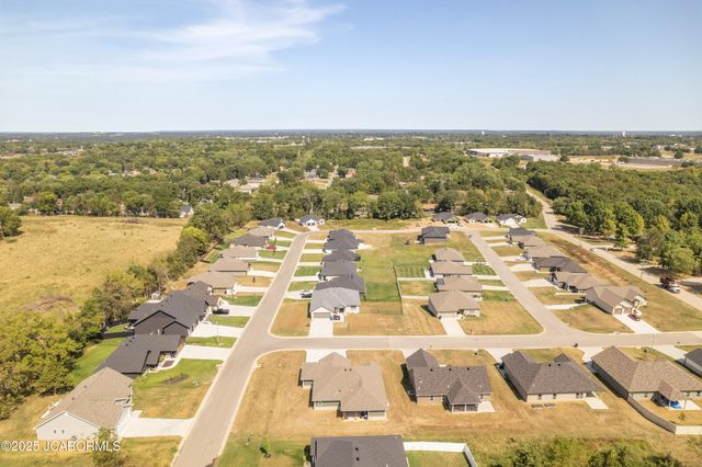 4817 CARLY DRIVE, Jefferson City, MO 65109