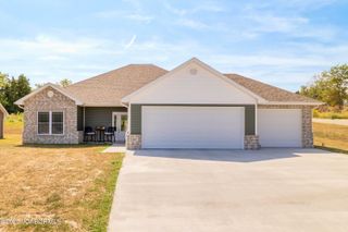 4817 CARLY DRIVE, Jefferson City, MO 65109