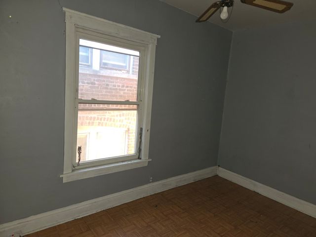 10554 S Avenue L Street, Chicago, IL 60617