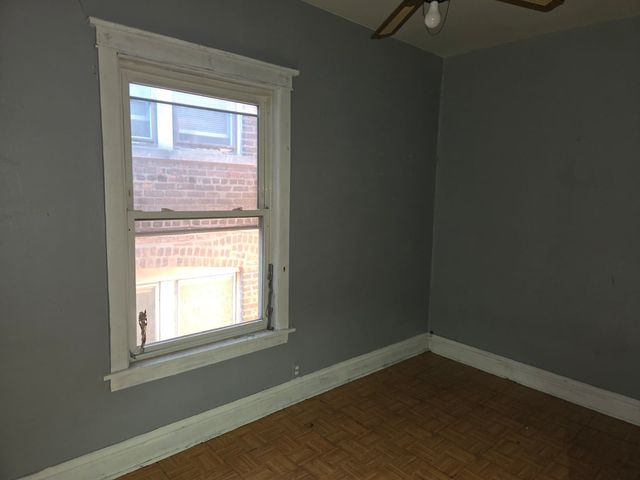 10554 S Avenue L Street, Chicago, IL 60617