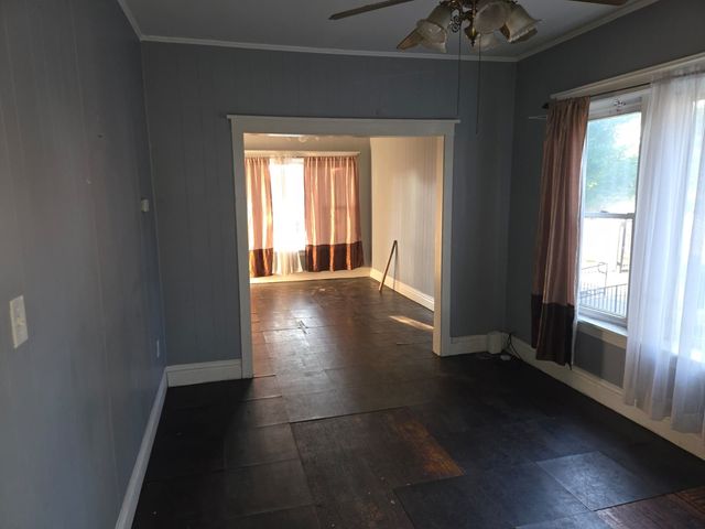 10554 S Avenue L Street, Chicago, IL 60617