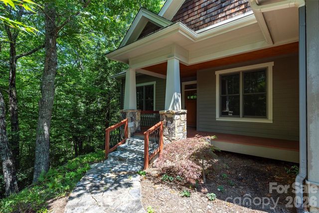 416 Ivy Road, Black Mountain, NC 28711