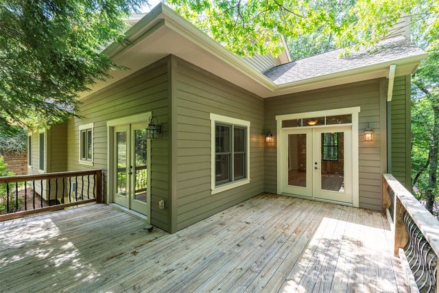 416 Ivy Road, Black Mountain, NC 28711