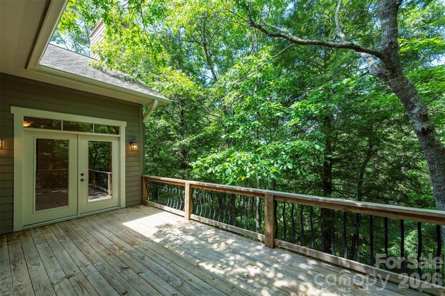 416 Ivy Road, Black Mountain, NC 28711