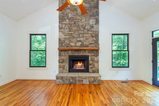 416 Ivy Road, Black Mountain, NC 28711
