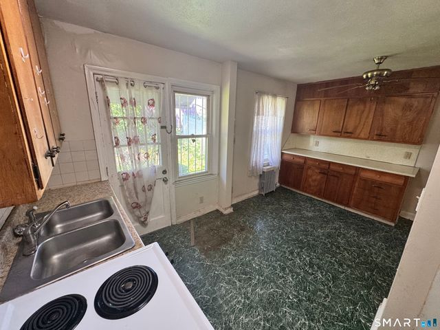 168 Bonner Street, Hartford, CT 06106