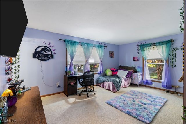 6593 Amblewood Street NW, Canton, OH 44718