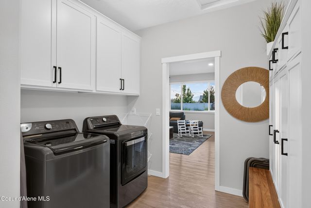 1141 E Percival Ave, Post Falls, ID 83854