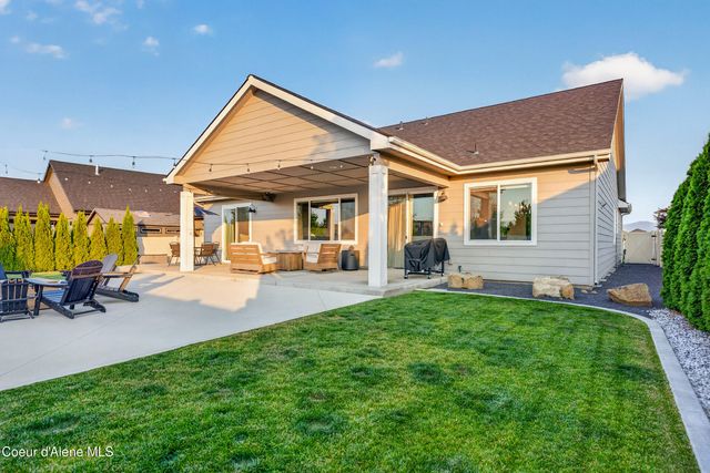 1141 E Percival Ave, Post Falls, ID 83854